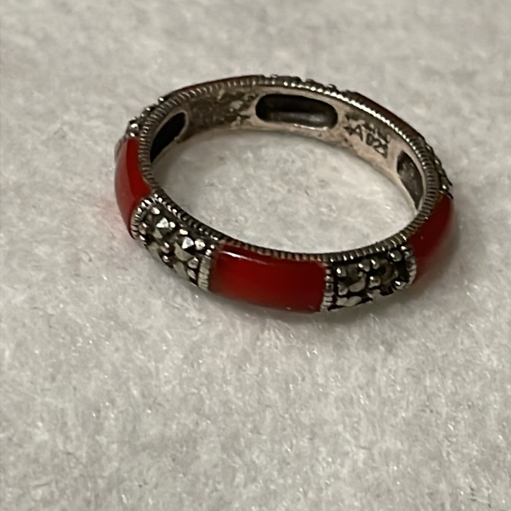 925 Sterling Silver Red Stone 
Marcasite Stacker Band Ring